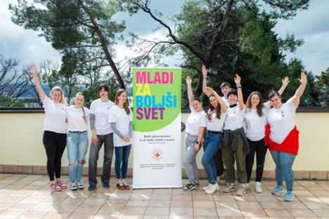 Pridruži se mladim, kjer tvoje ideje štejejo in jih uresniči